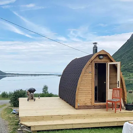 Apartment Two-bedroom In Laupstad 4 *