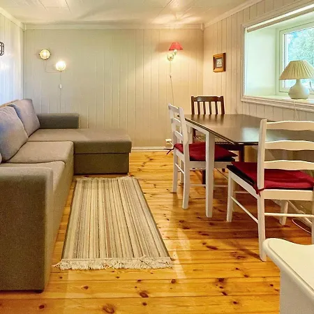 Two-bedroom In Laupstad 4 Apartment Vestpollen